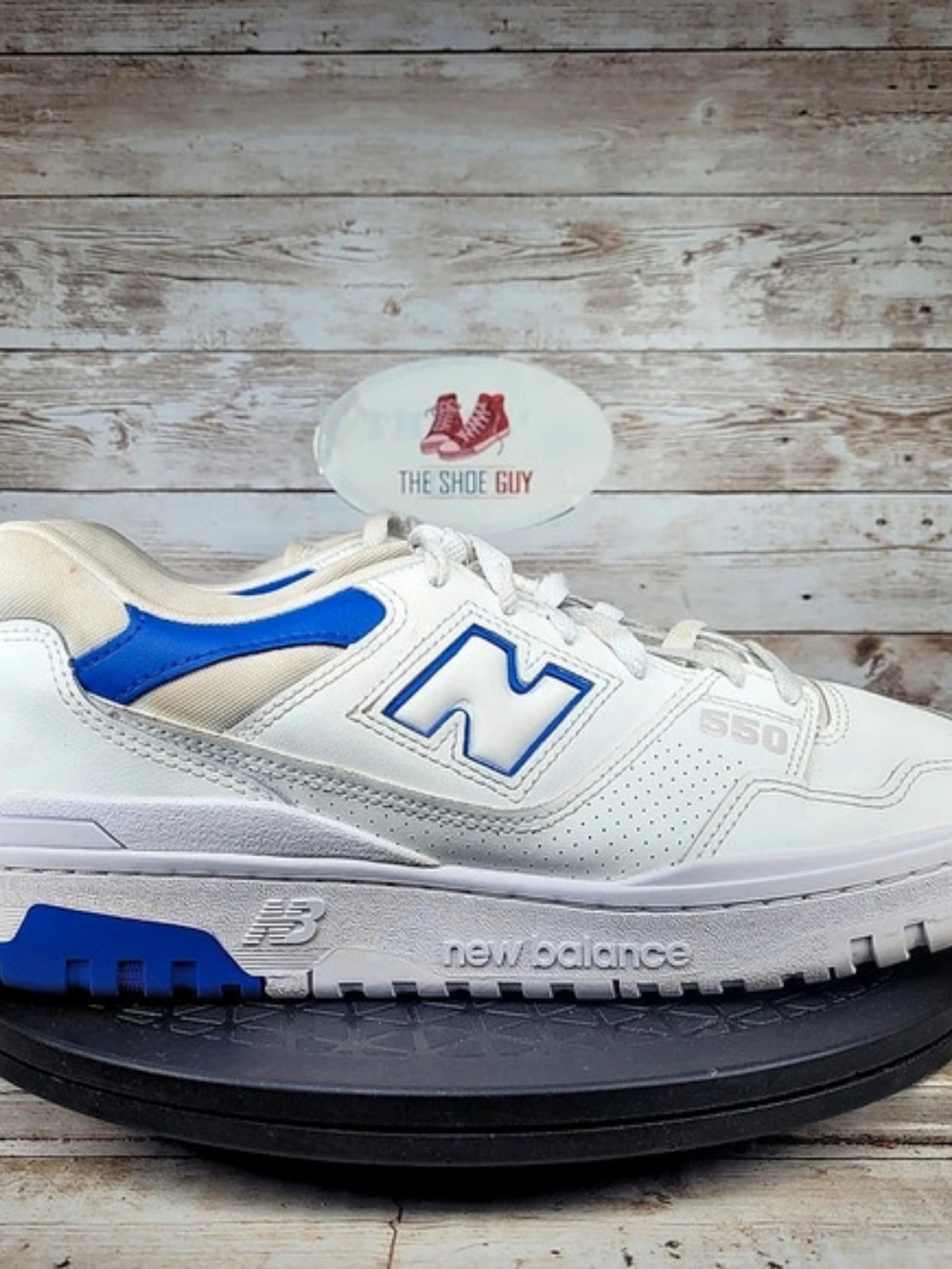 New Balance 550 Men's Size 11 Sneakers White & Blue
